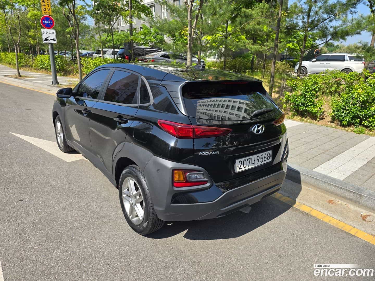 Kona Hyundai 2018.1-INNER-007