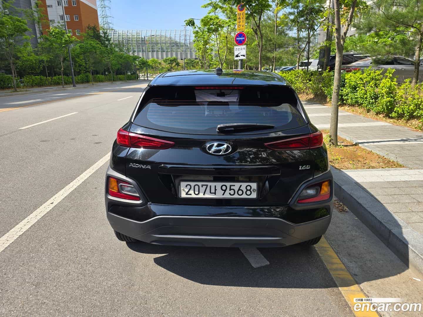 Kona Hyundai 2018.1-INNER-008