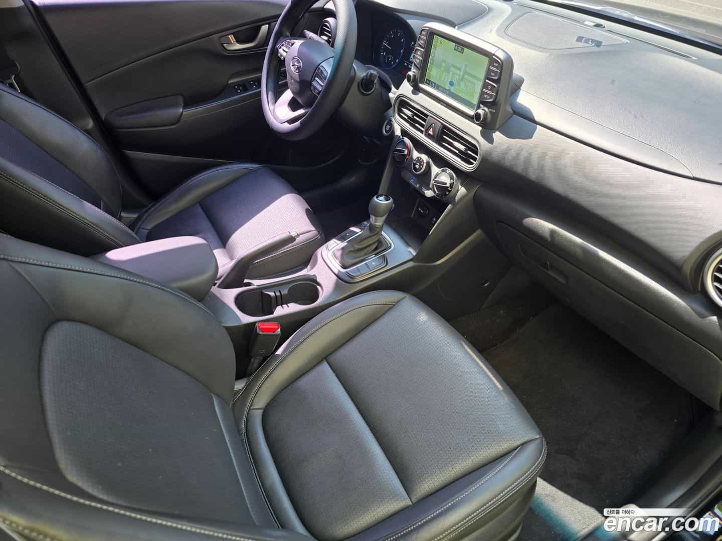Kona Hyundai 2018.1-INNER-010