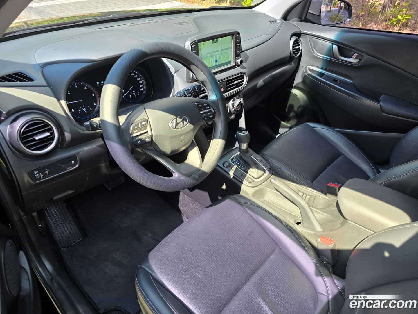 Kona Hyundai 2018.1-OPTION-015