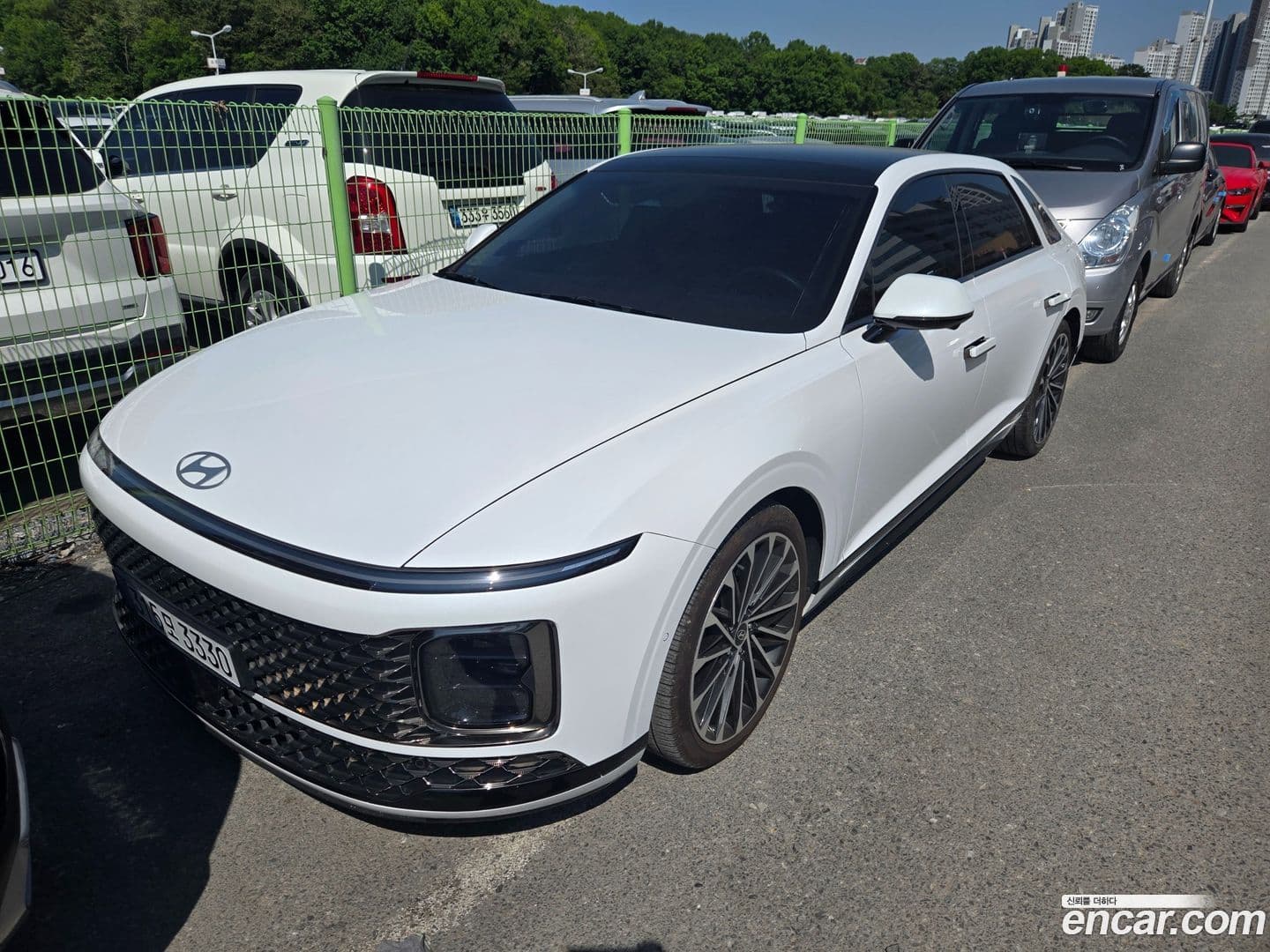 Main__Slider__Photo:Grandeur Hyundai 2022.11-0