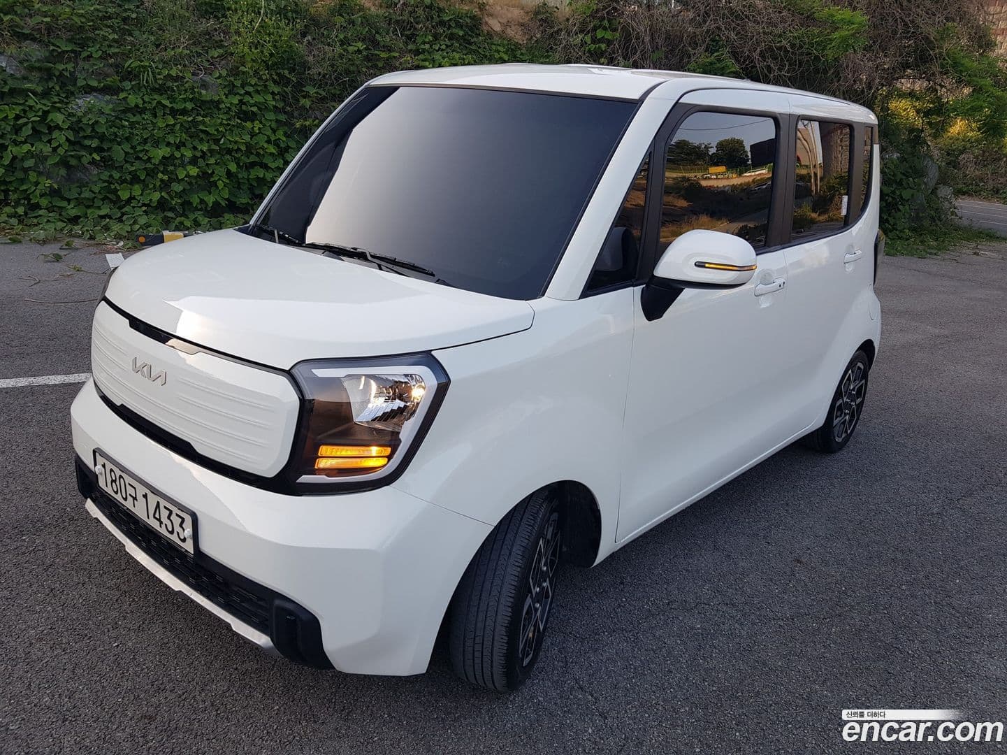 Main__Slider__Photo:RAY Kia 2024.10-0