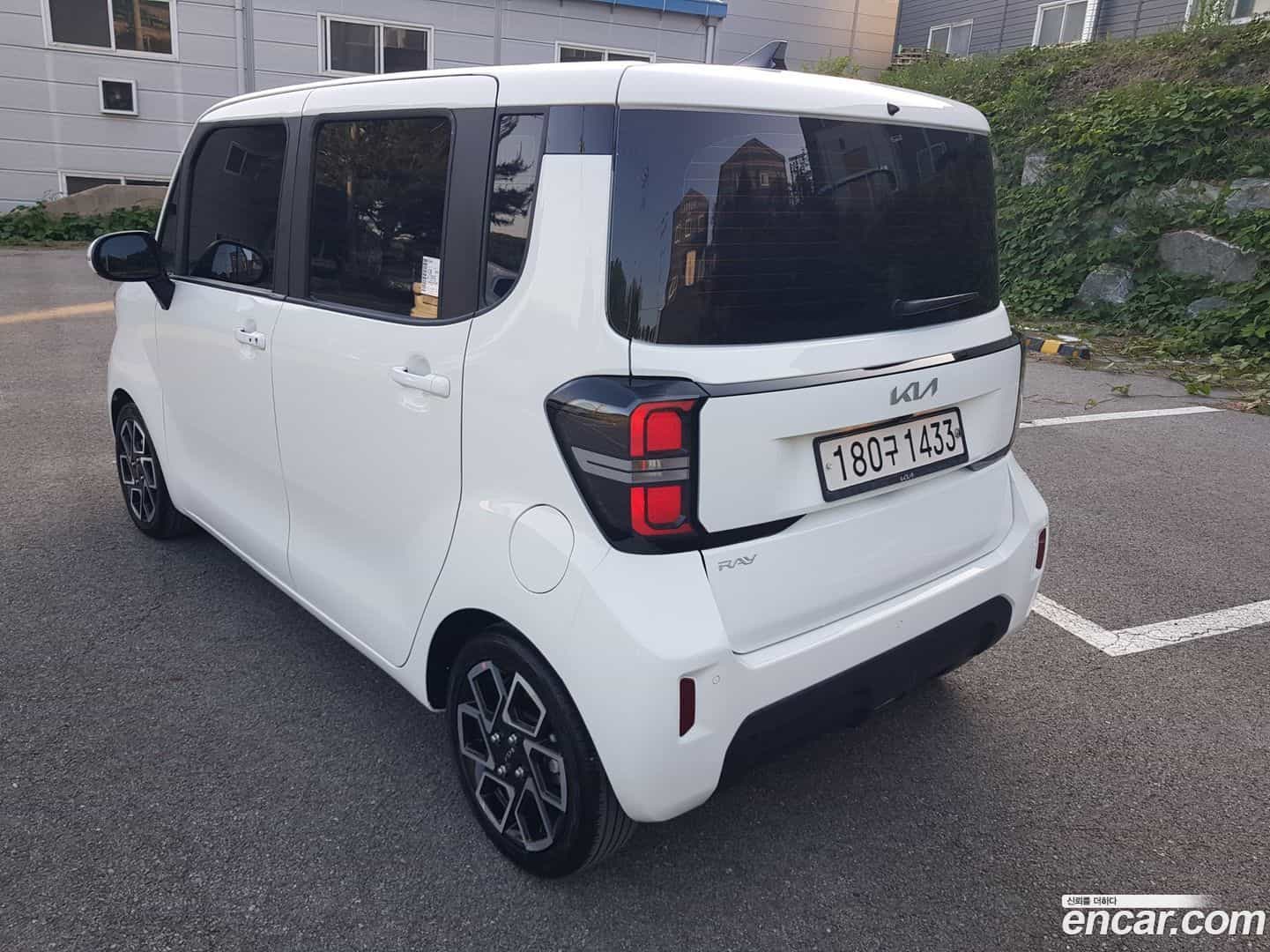 RAY Kia 2024.10-OUTER-002
