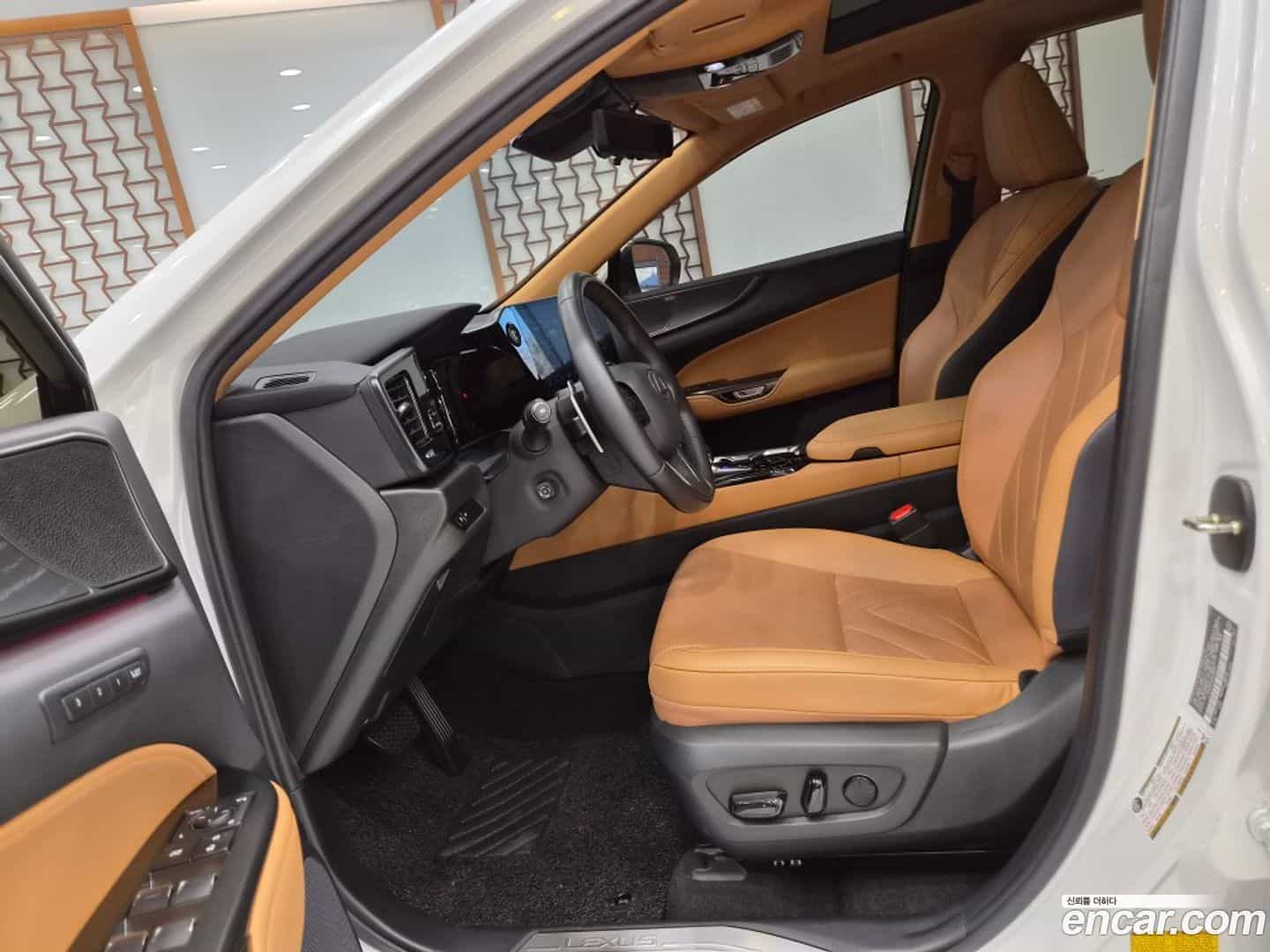 NX Lexus 2024.0-INNER-009