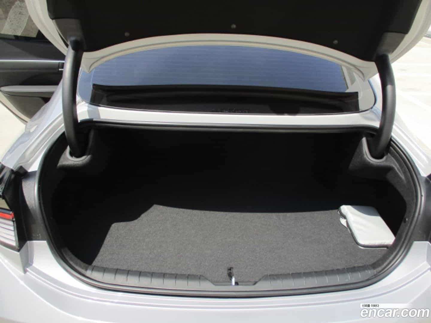 Sonata Hyundai 2026.1-INNER-010