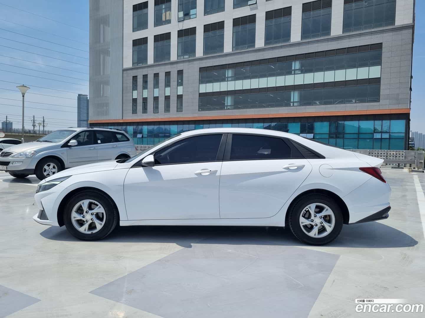 AVANTE Hyundai 2021.3-OUTER-004