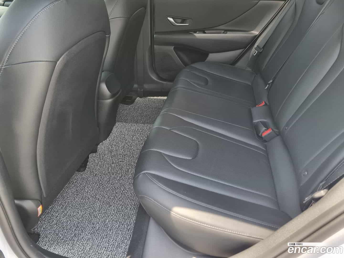 AVANTE Hyundai 2021.3-OPTION-019