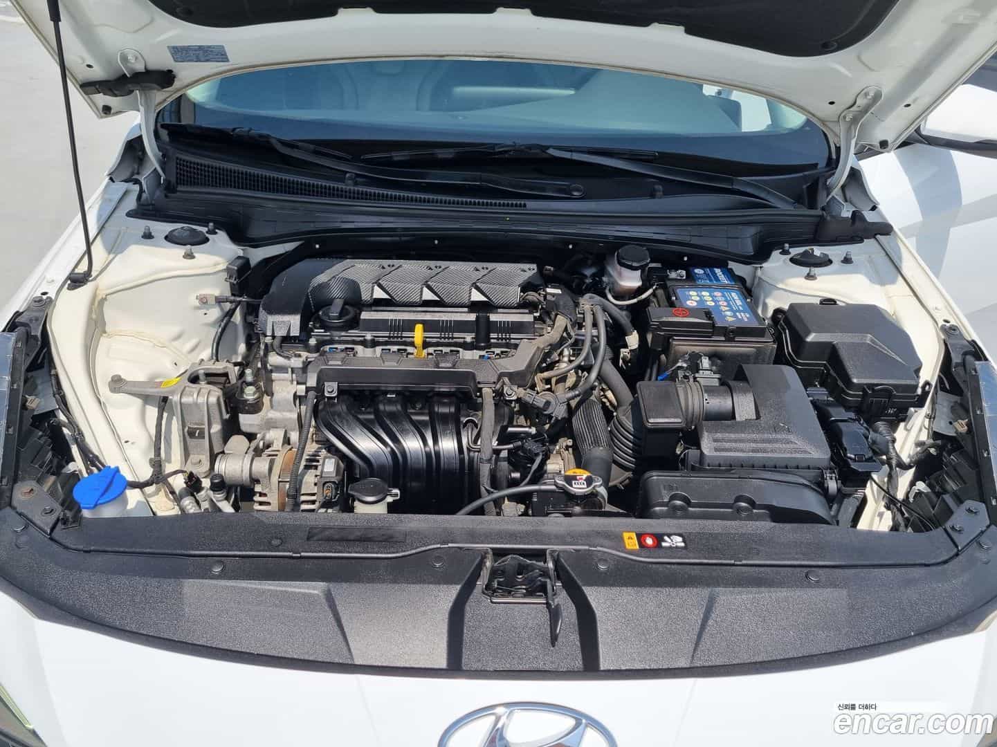 AVANTE Hyundai 2021.3-OPTION-024