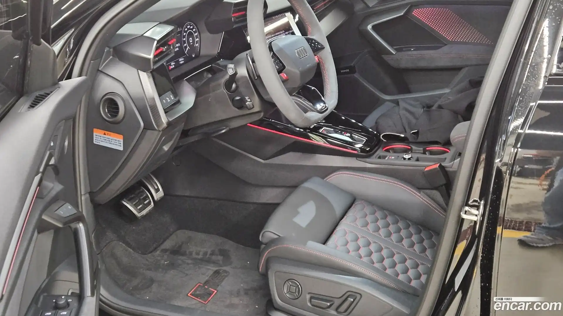 RS3 Audi 2025.10-INNER-008