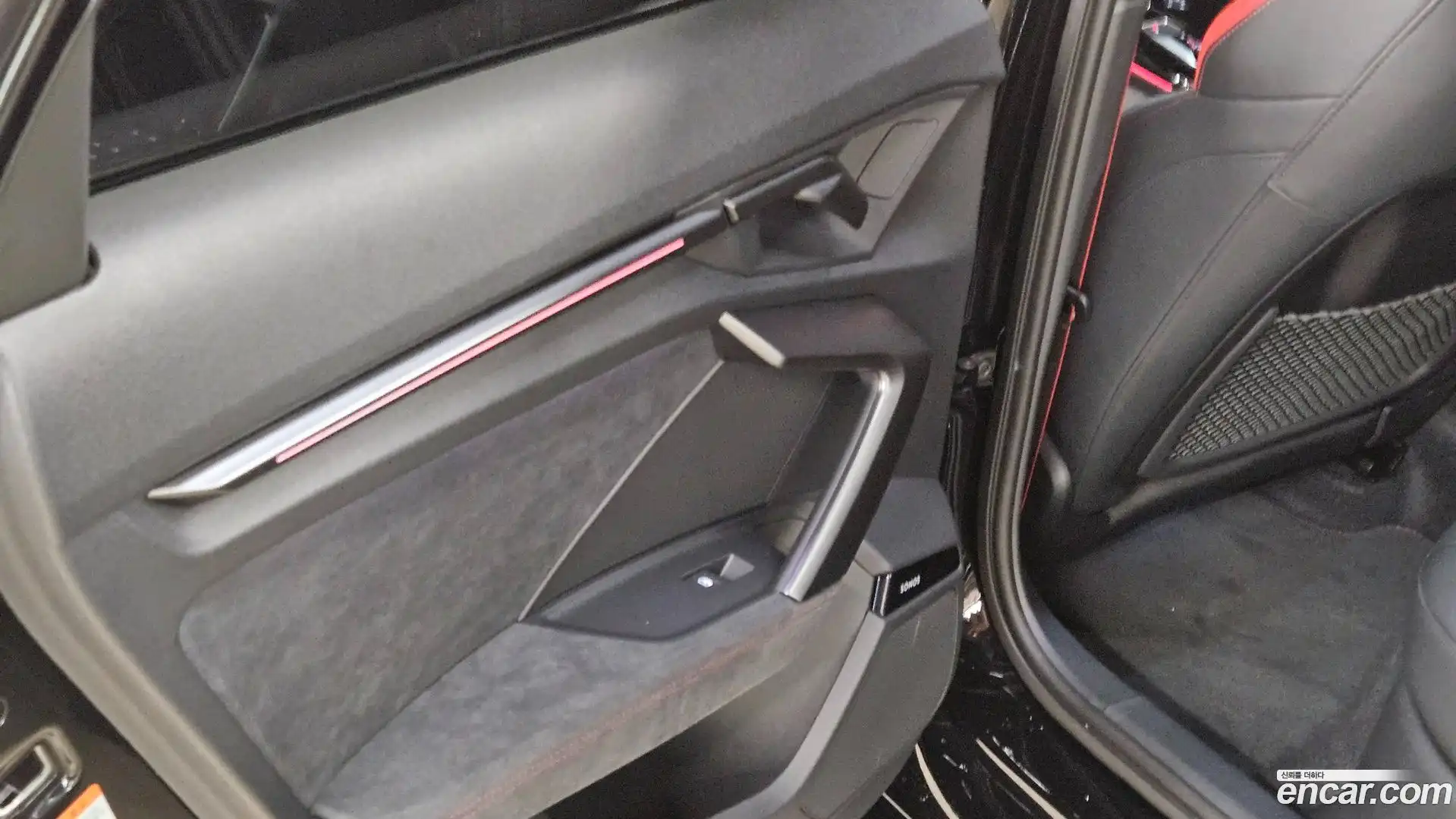 RS3 Audi 2025.10-OPTION-016