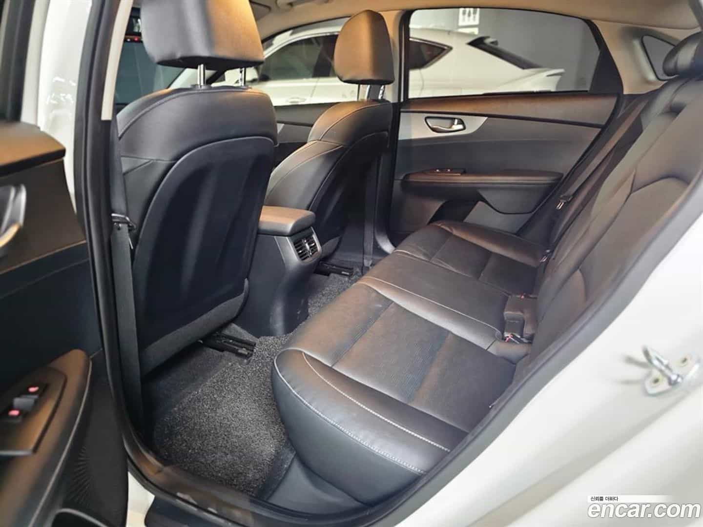 K3 Kia 2018.9-INNER-007