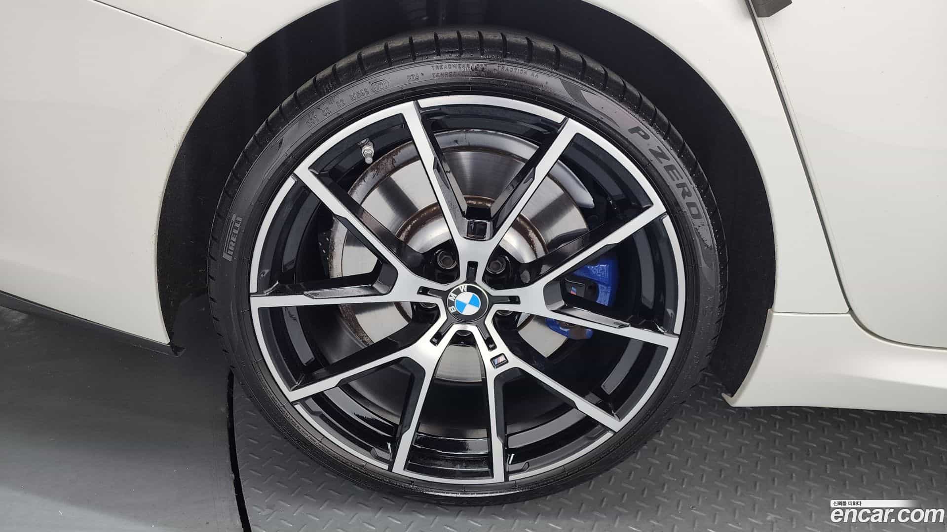 8-Series BMW 2022.5-OUTER-005