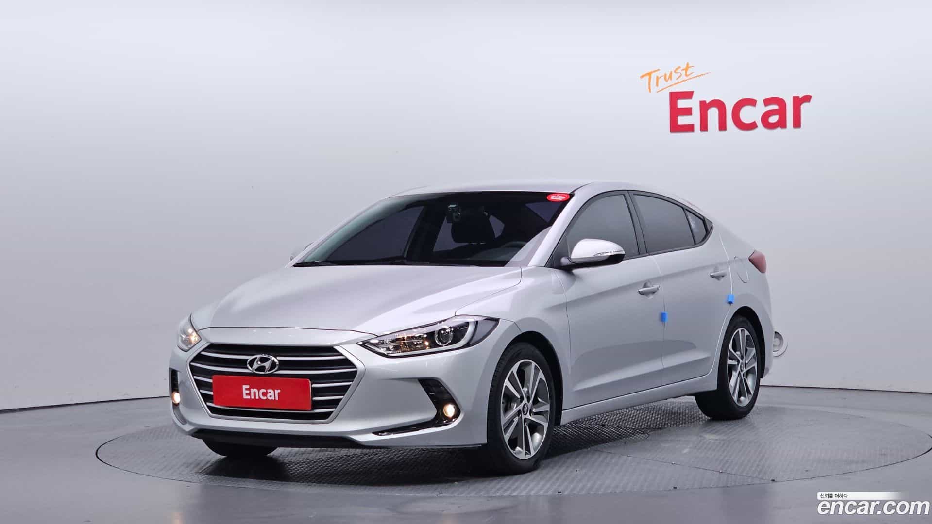 AVANTE Hyundai 2017.6-OUTER-001