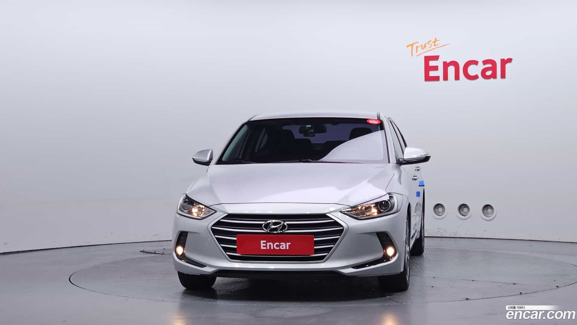 AVANTE Hyundai 2017.6-OUTER-003