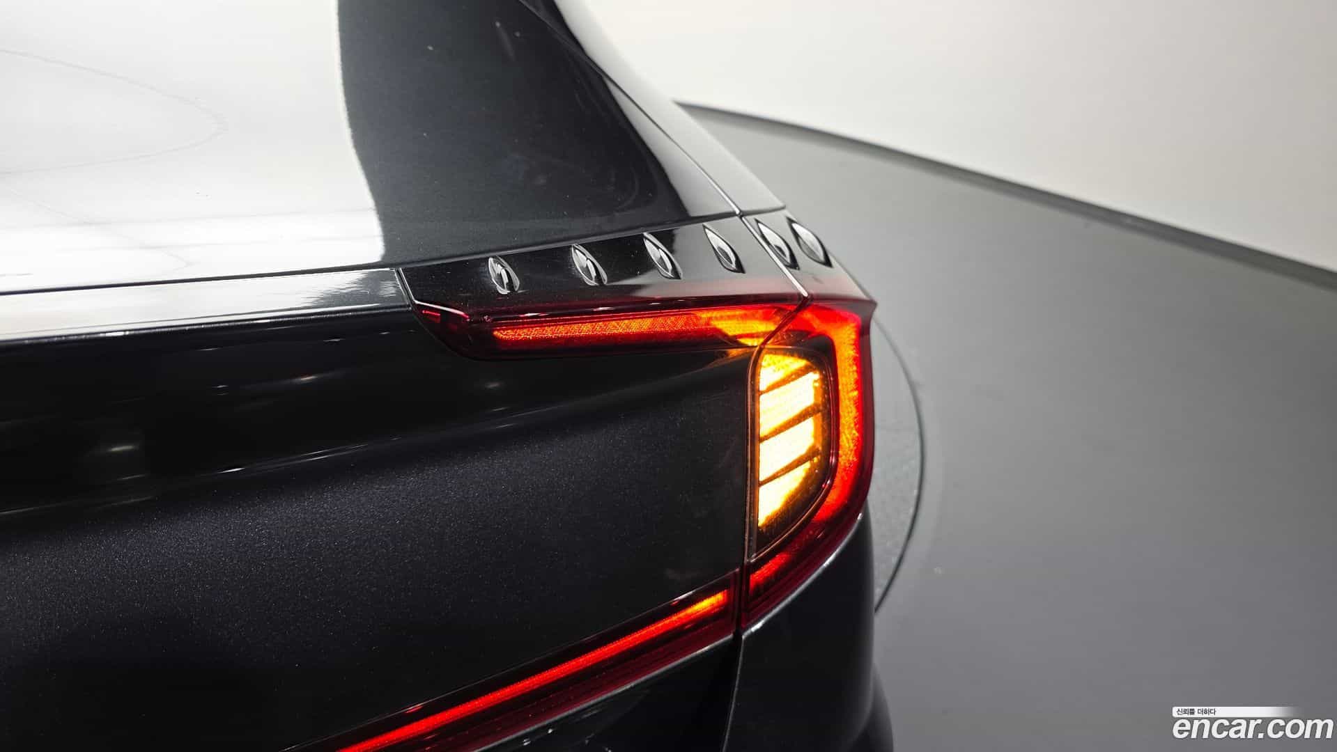 Sonata Hyundai 2022.0-OUTER-033