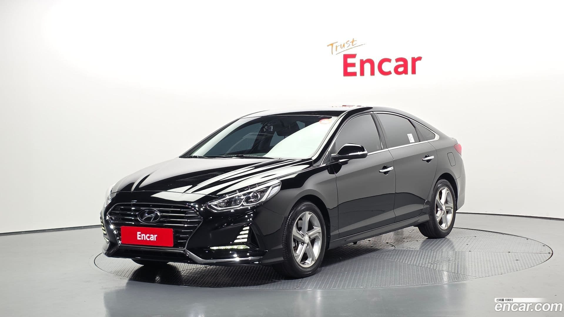 Main__Slider__Photo:Sonata Hyundai 2018.11-0