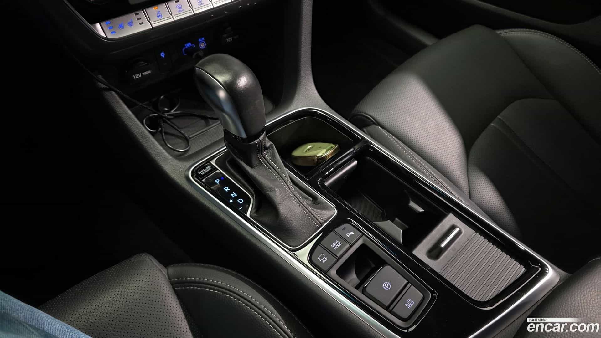 Sonata Hyundai 2018.11-INNER-009