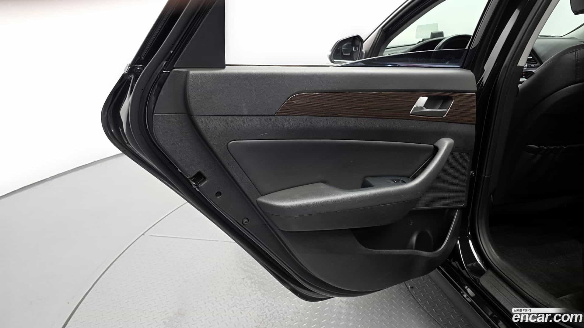 Sonata Hyundai 2018.11-INNER-035