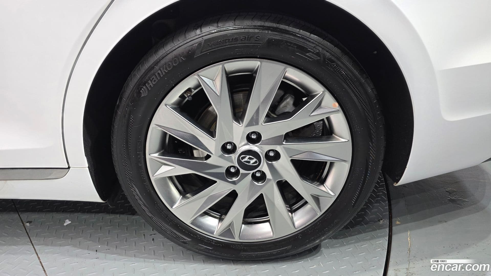 Main__Slider__Photo:Grandeur Hyundai 2022.6-20