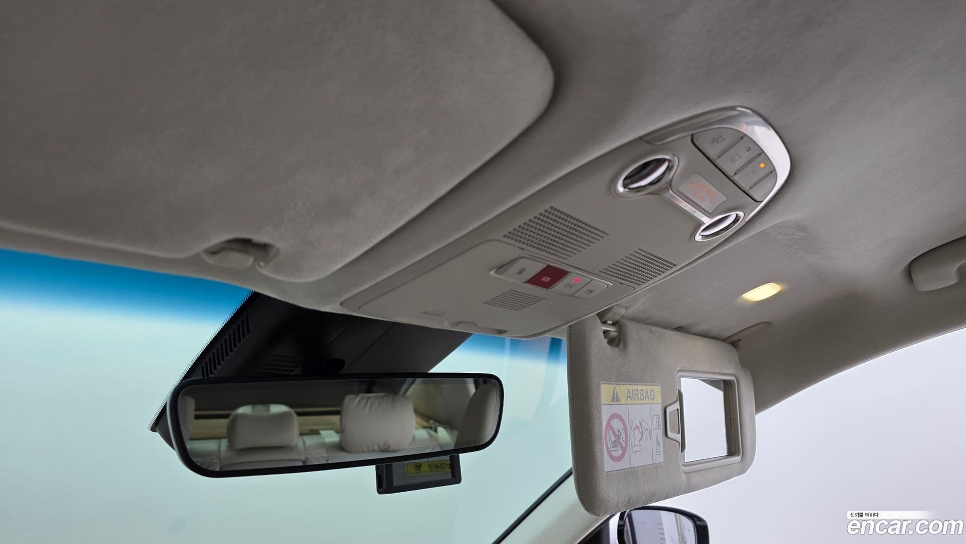 Main__Slider__Photo:Grandeur Hyundai 2022.6-26