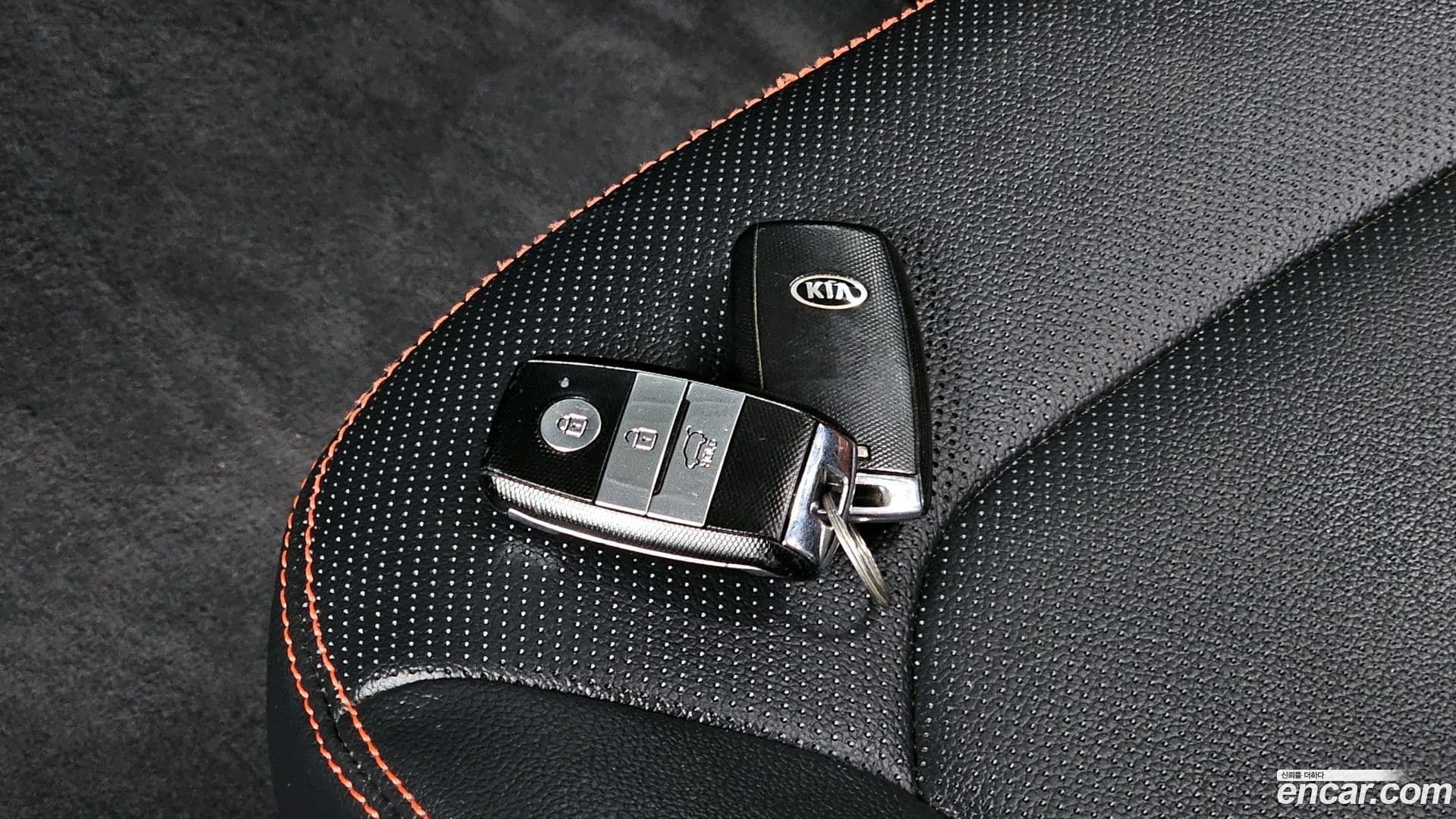 Main__Slider__Photo:RAY Kia 2021.1-27