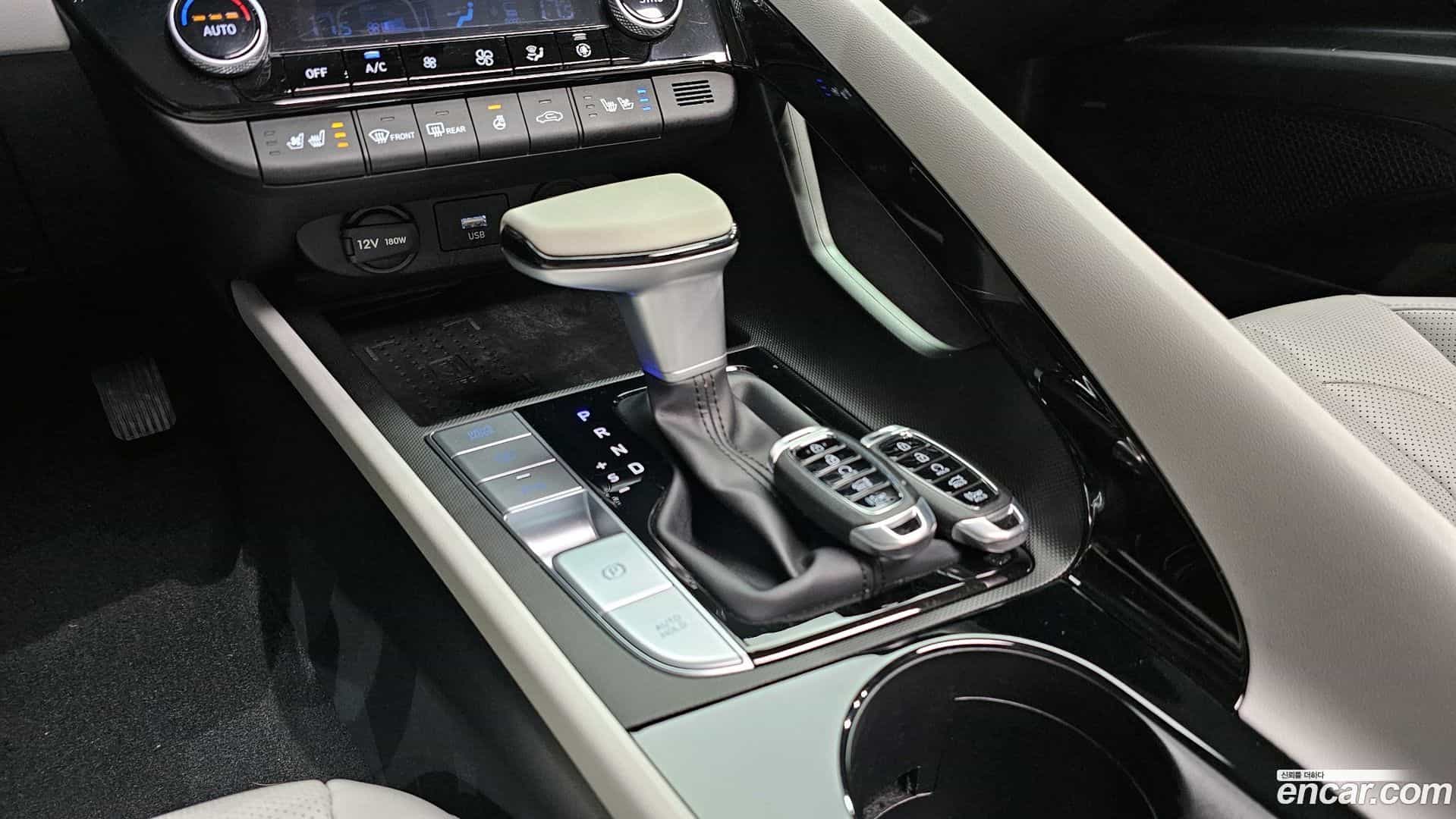 AVANTE Hyundai 2022.8-INNER-009