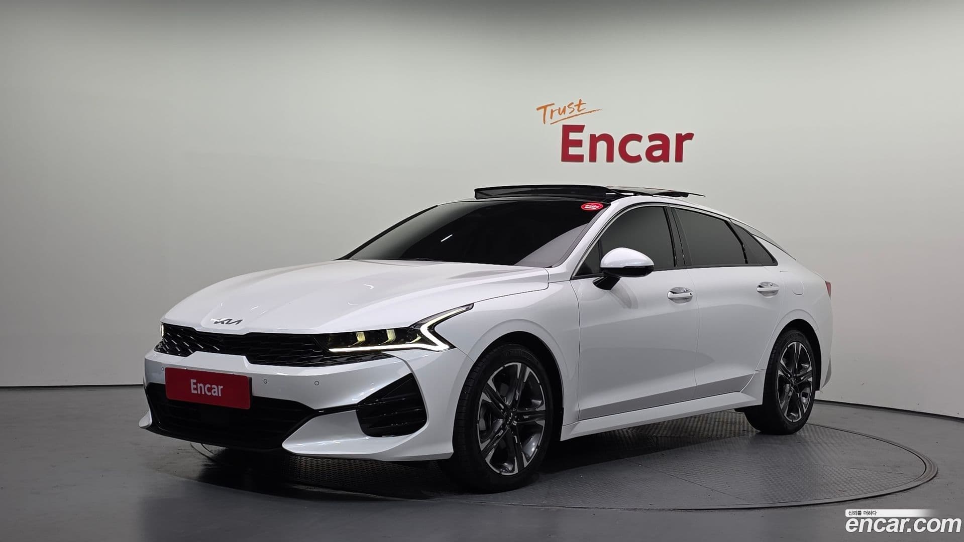 Main__Slider__Photo:K5 Kia 2023.7-0