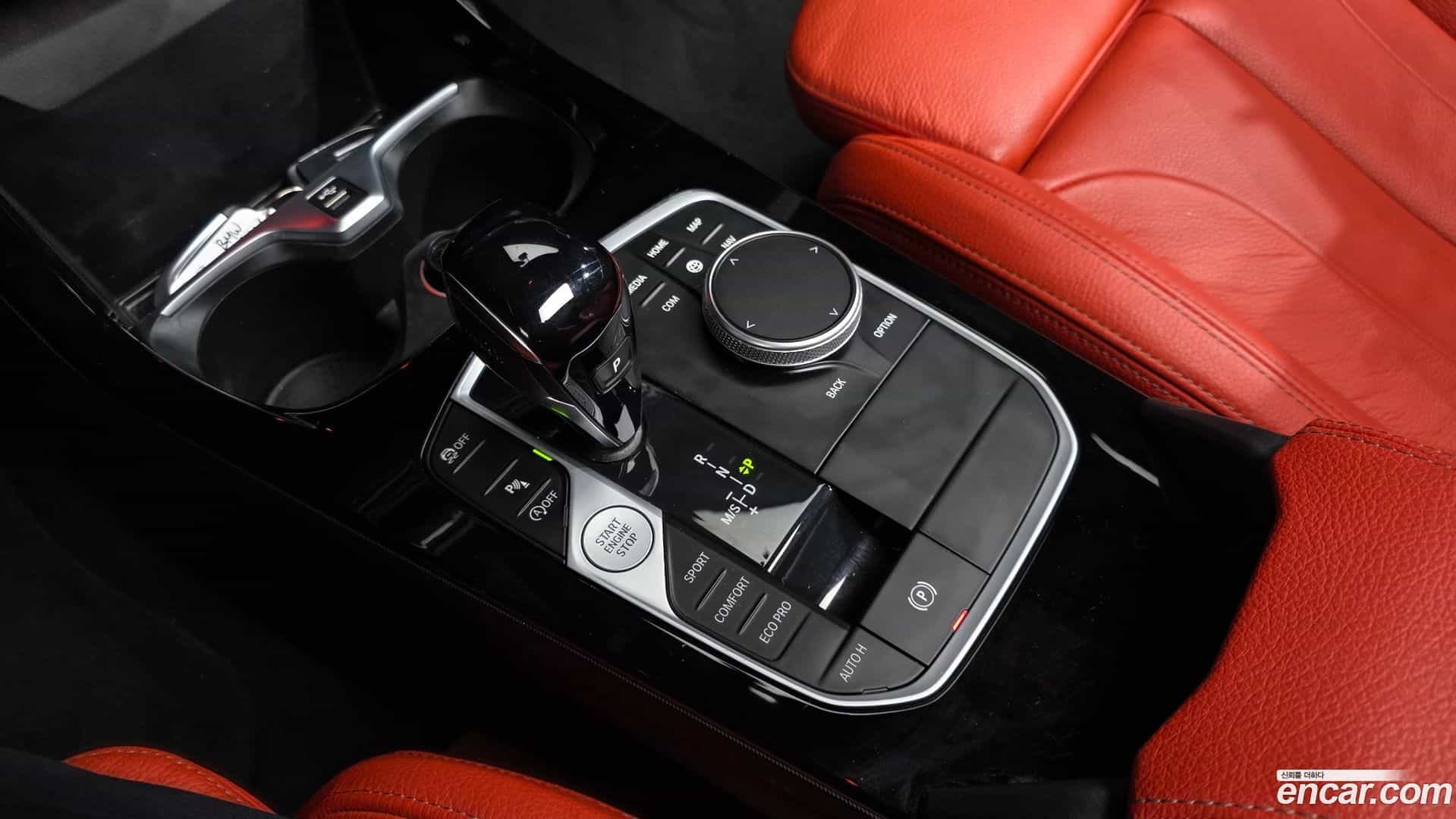 1-Series BMW 2021.11-INNER-009