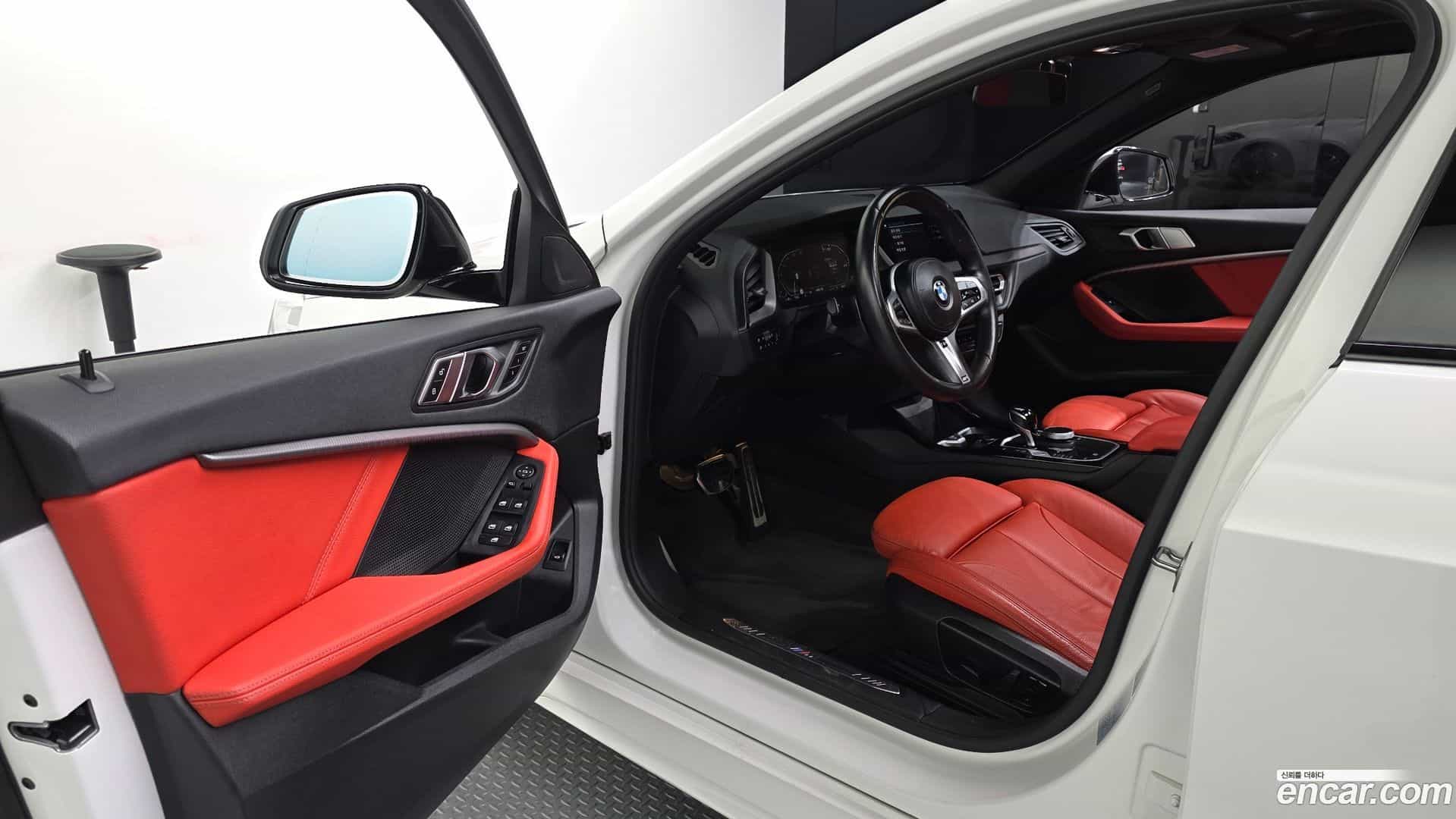 1-Series BMW 2021.11-INNER-010