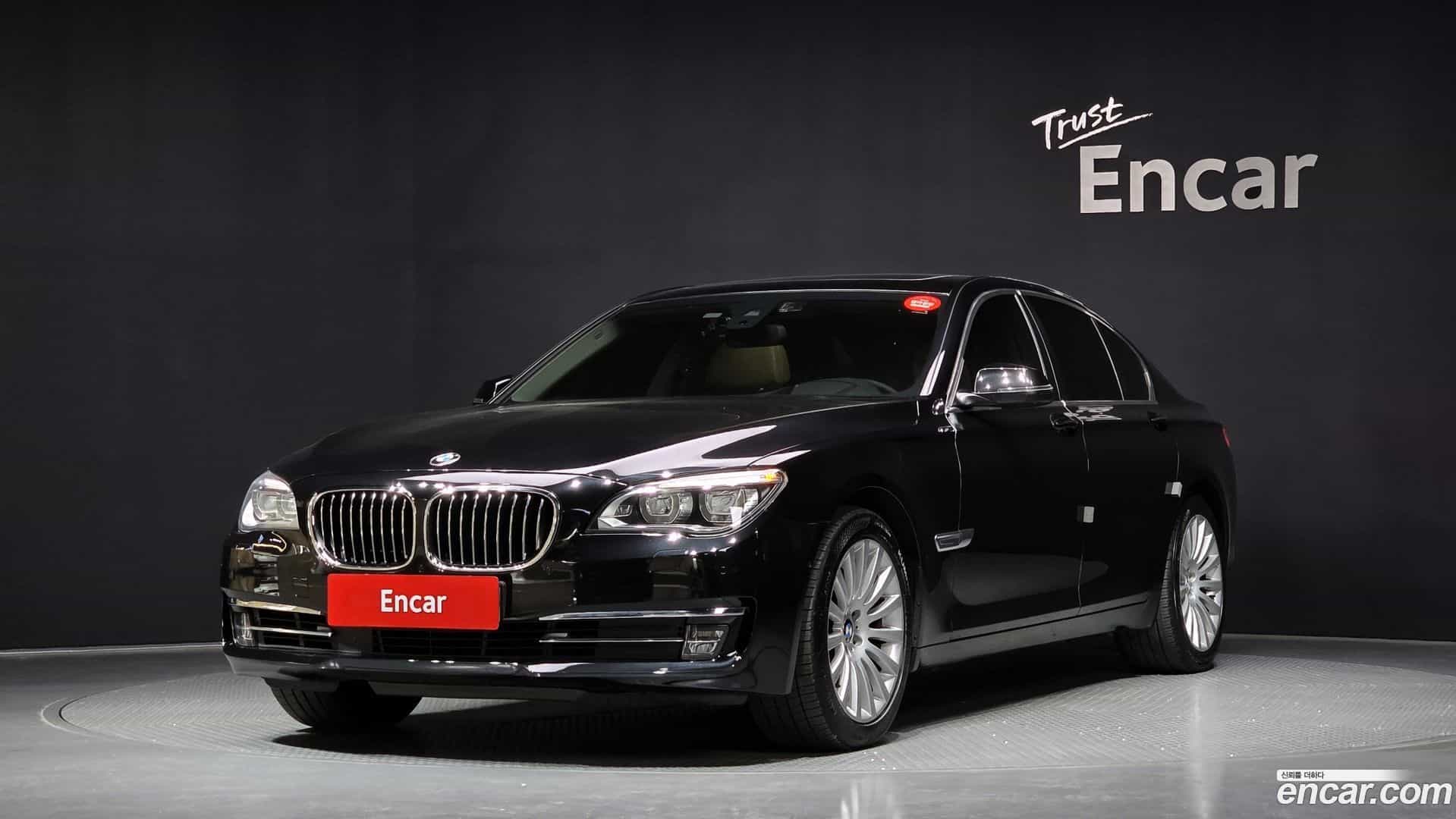 7-Series BMW 2014.1-OUTER-001