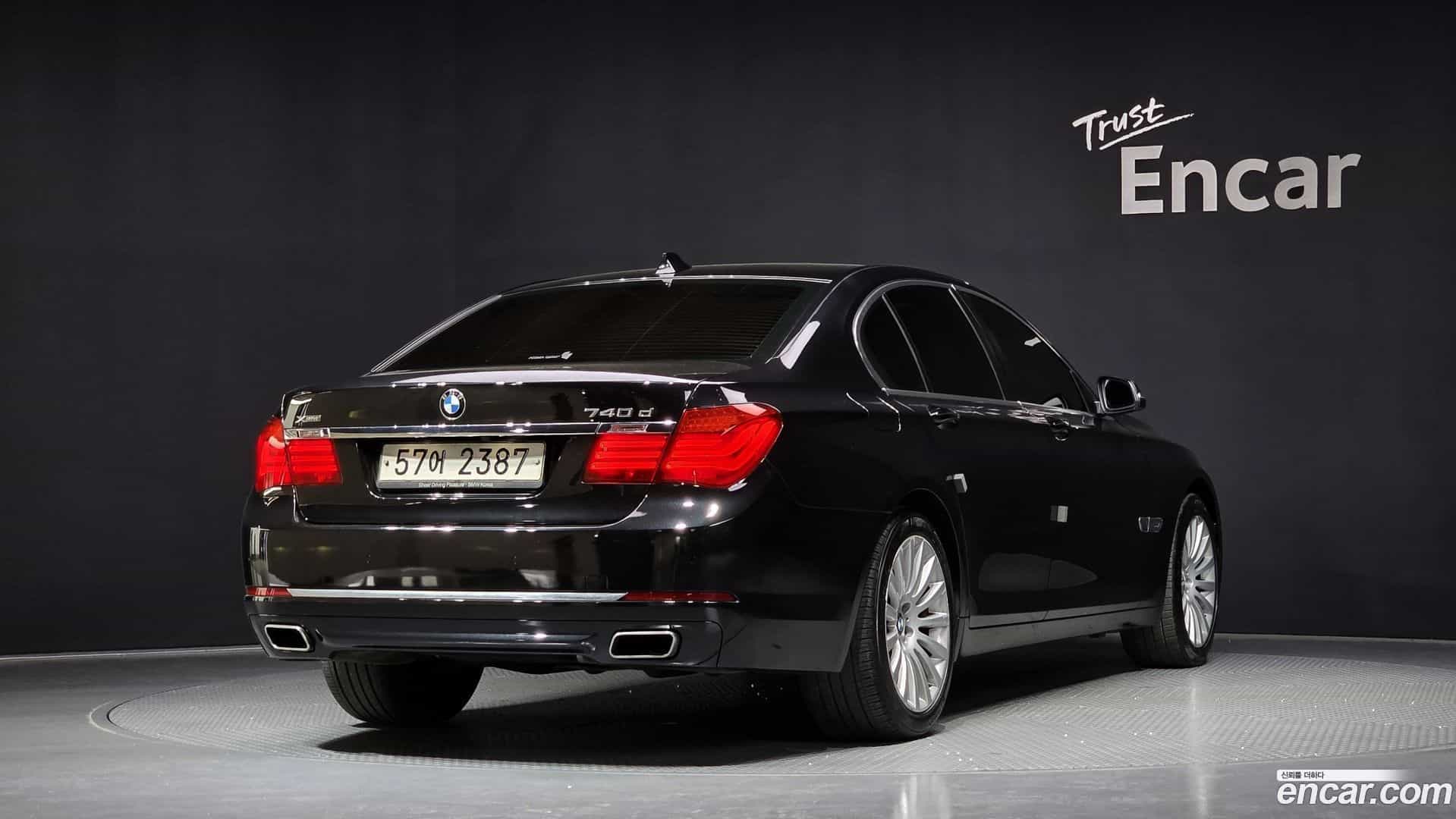 7-Series BMW 2014.1-OUTER-002