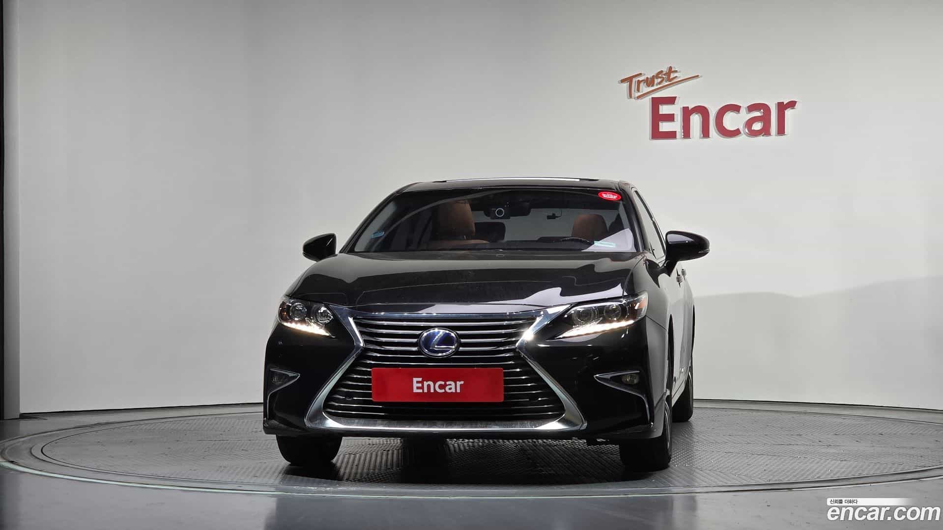 ES Lexus 2017.5-OUTER-003