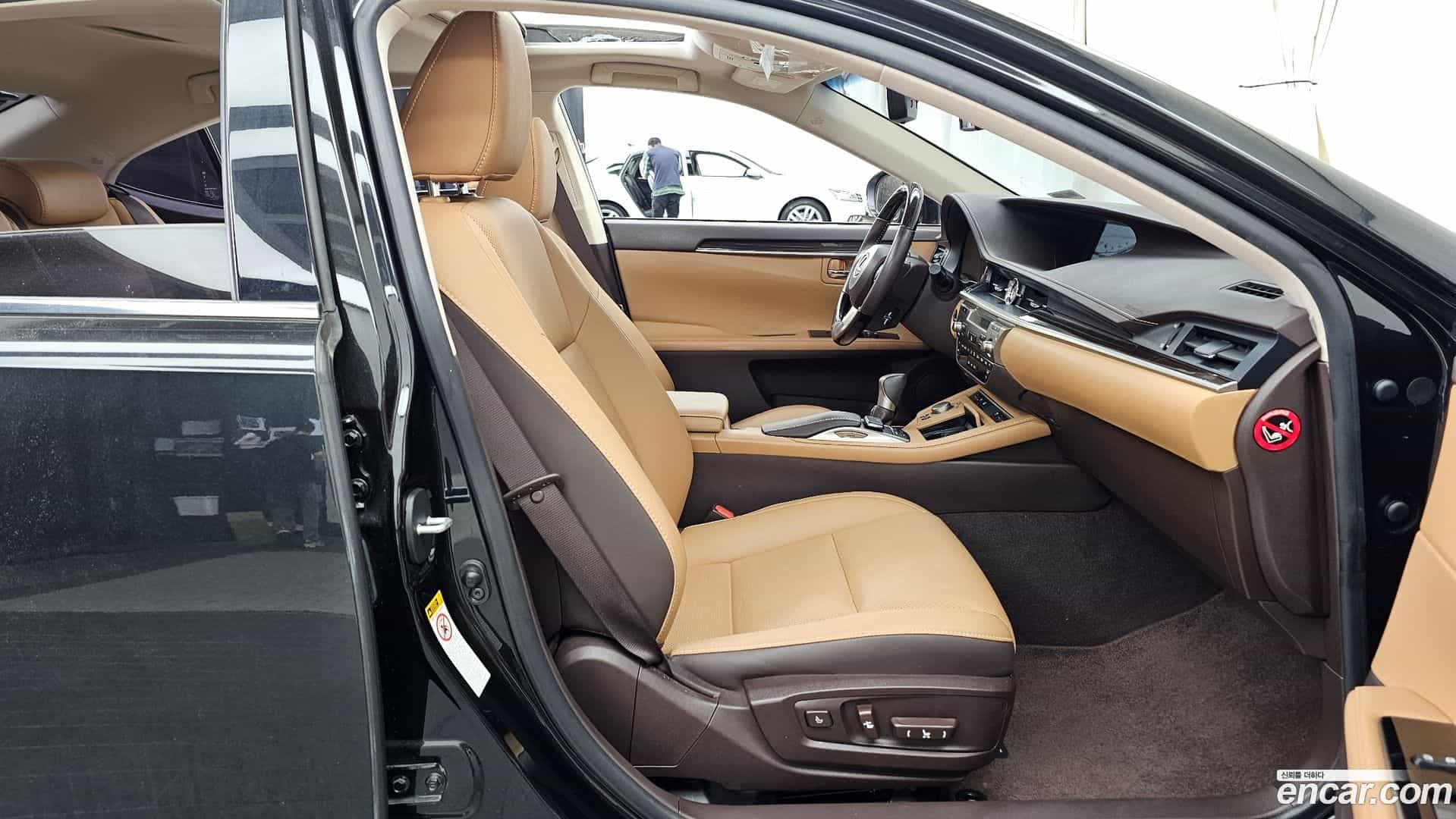 ES Lexus 2017.5-OPTION-015