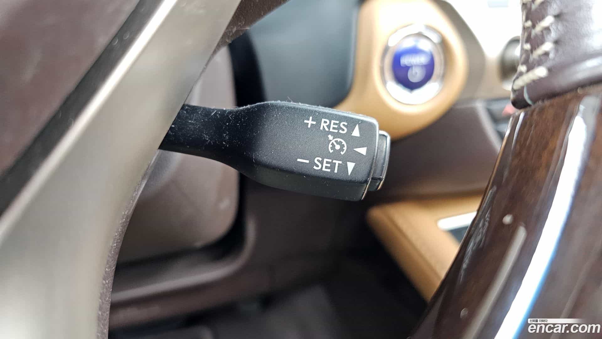 ES Lexus 2017.5-OPTION-047