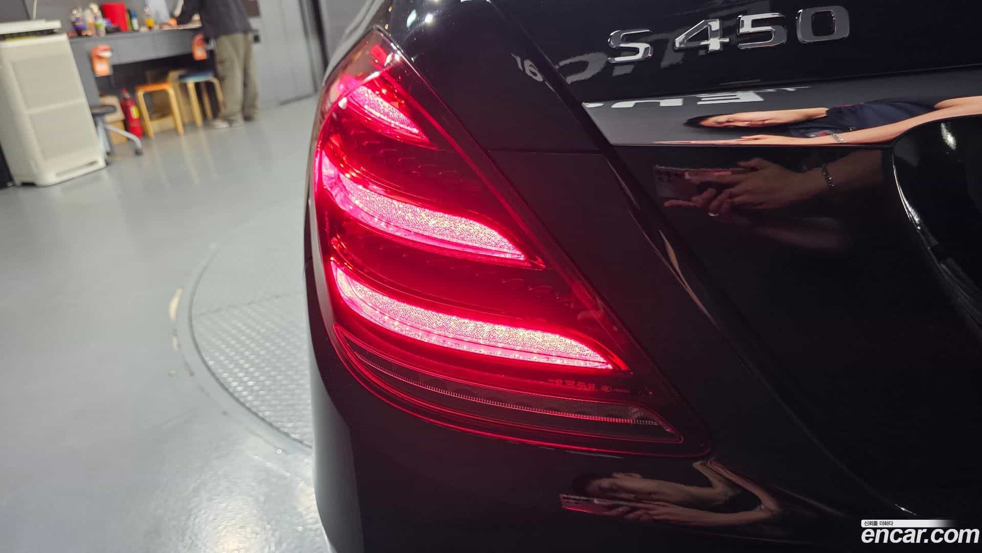 S-Class Mercedes-Benz 2018.4-OUTER-033
