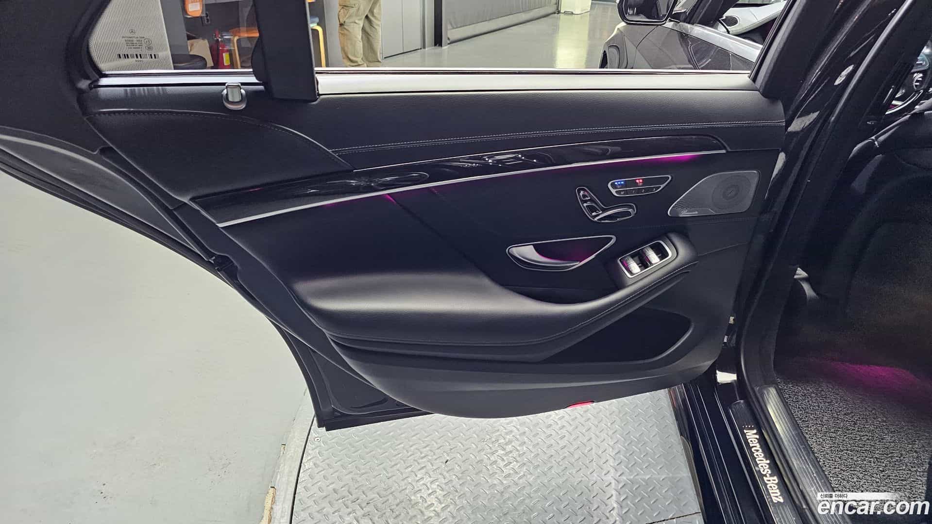 S-Class Mercedes-Benz 2018.4-INNER-035