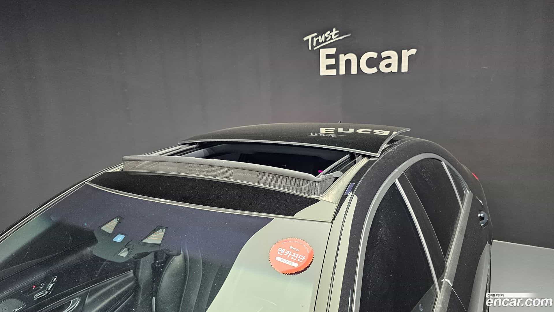 S-Class Mercedes-Benz 2018.4-OPTION-049