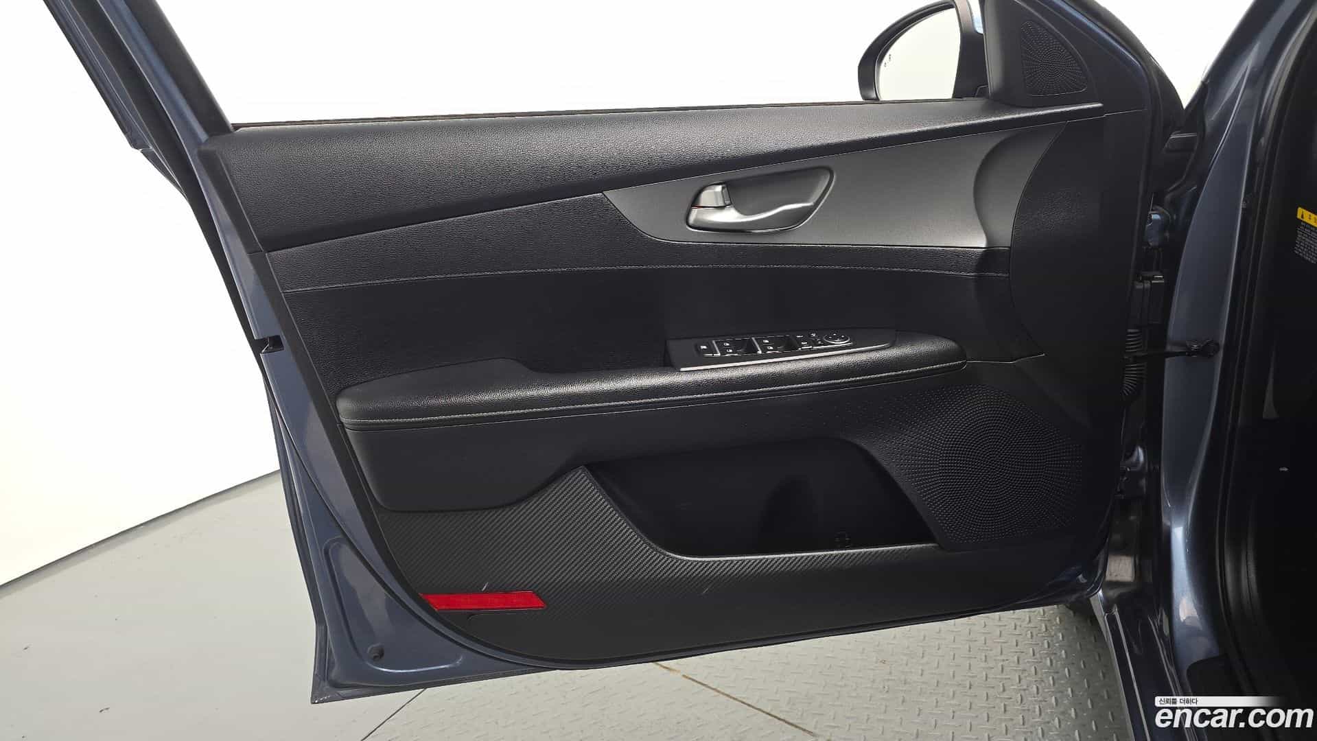 K3 Kia 2018.2-INNER-034
