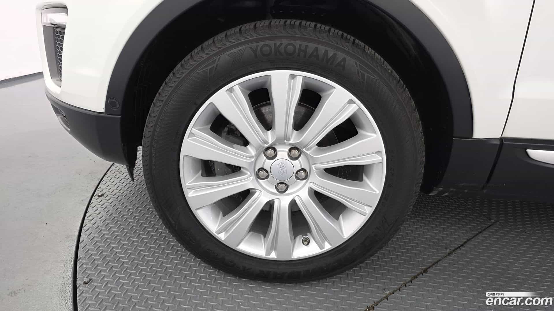 Range Rover Evoque Land Rover 2018.2-OUTER-005