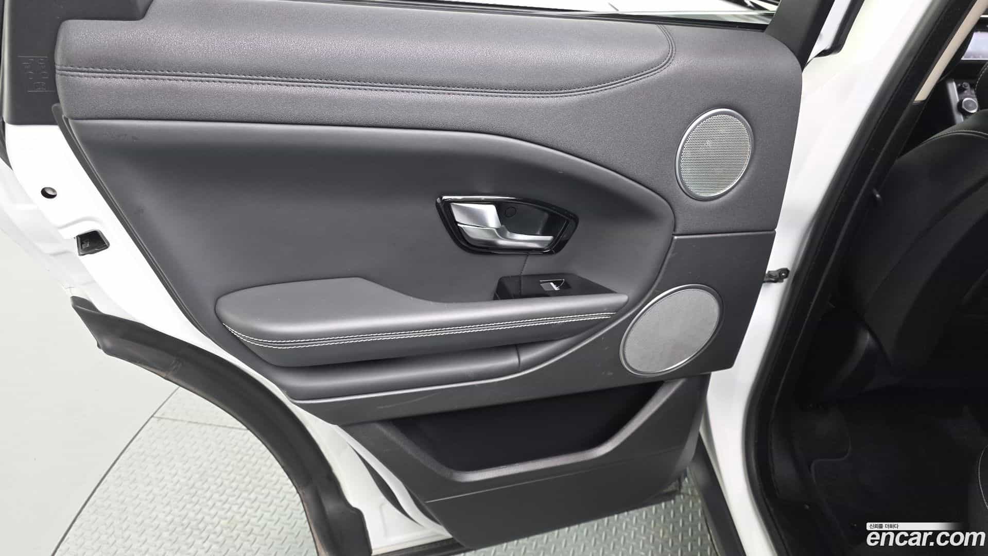 Range Rover Evoque Land Rover 2018.2-INNER-035