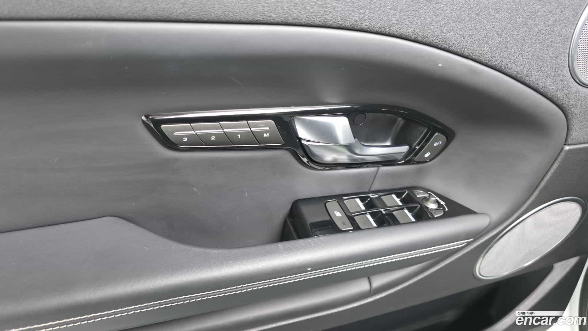 Range Rover Evoque Land Rover 2018.2-OPTION-042