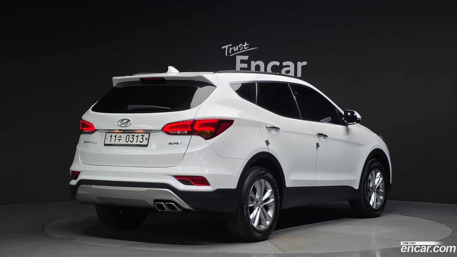 Santafe Hyundai 2016.6-OUTER-002