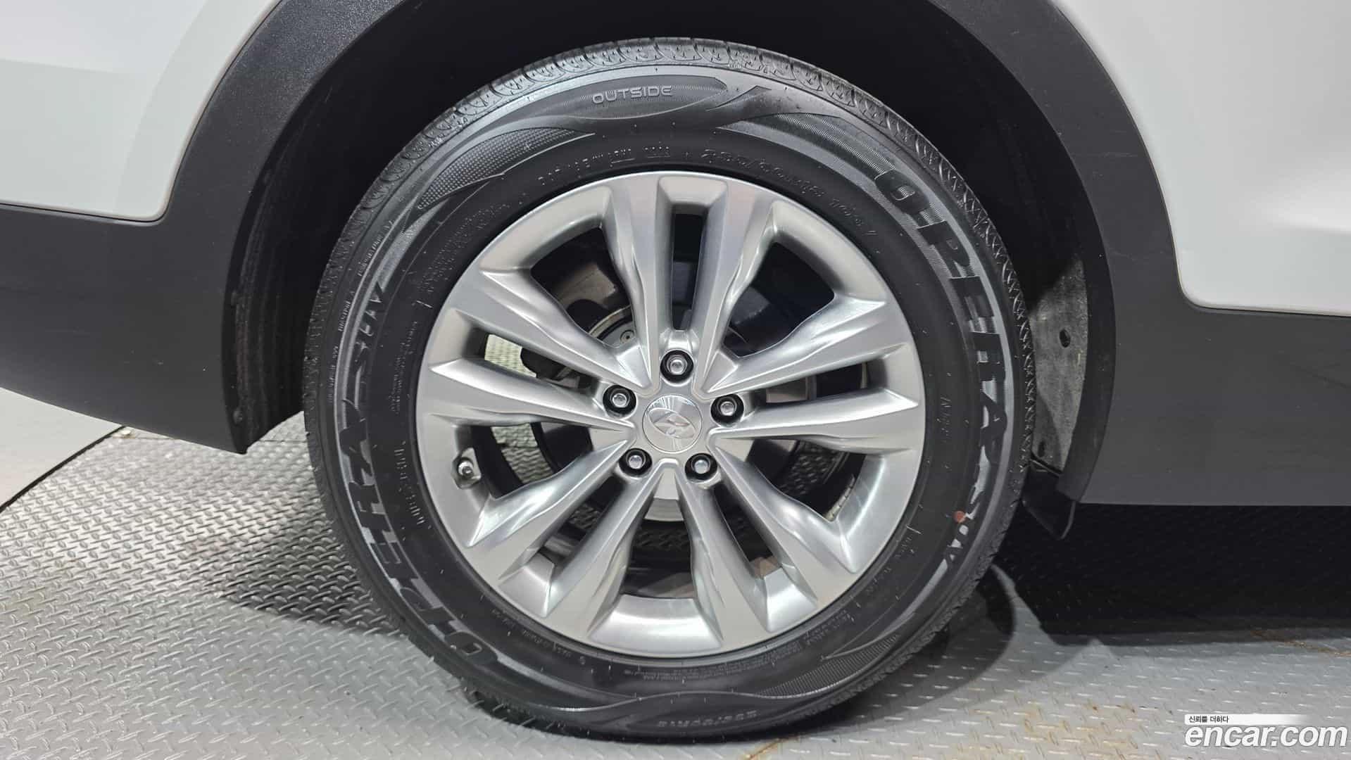 Santafe Hyundai 2016.6-OUTER-005
