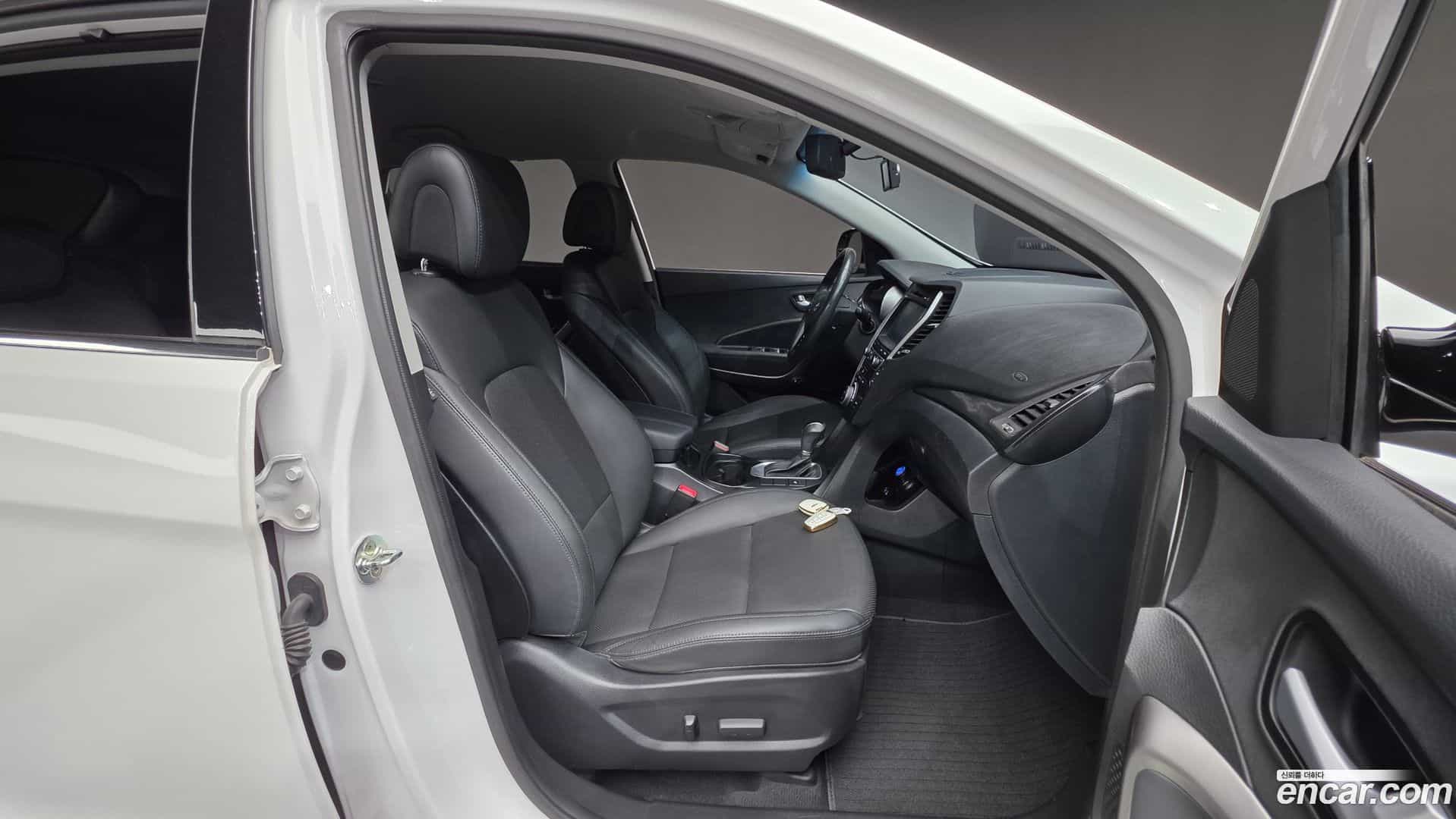 Santafe Hyundai 2016.6-INNER-010