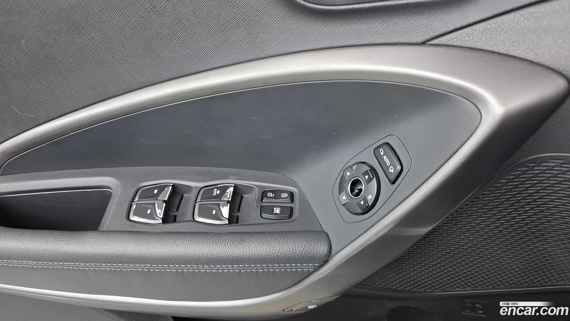 Santafe Hyundai 2016.6-OPTION-015