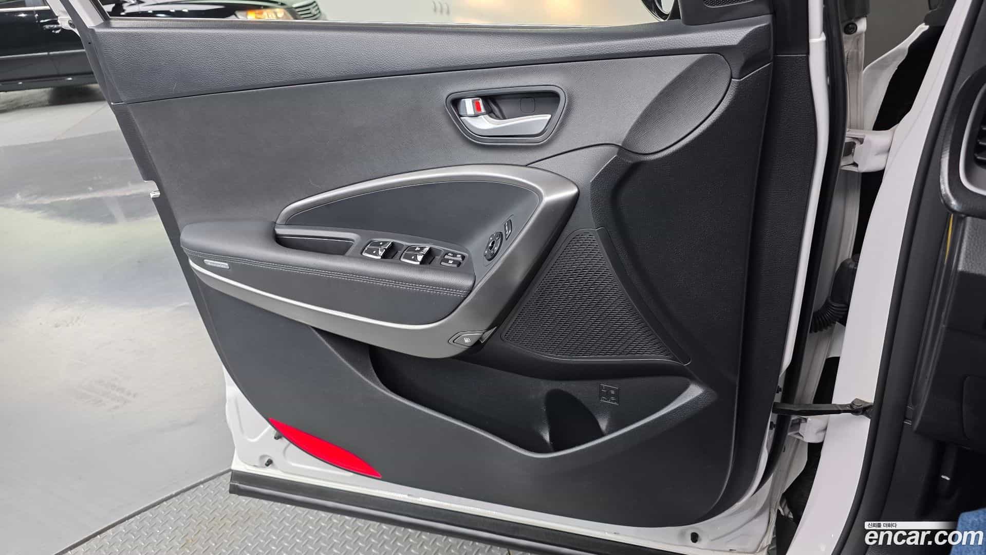 Santafe Hyundai 2016.6-INNER-034