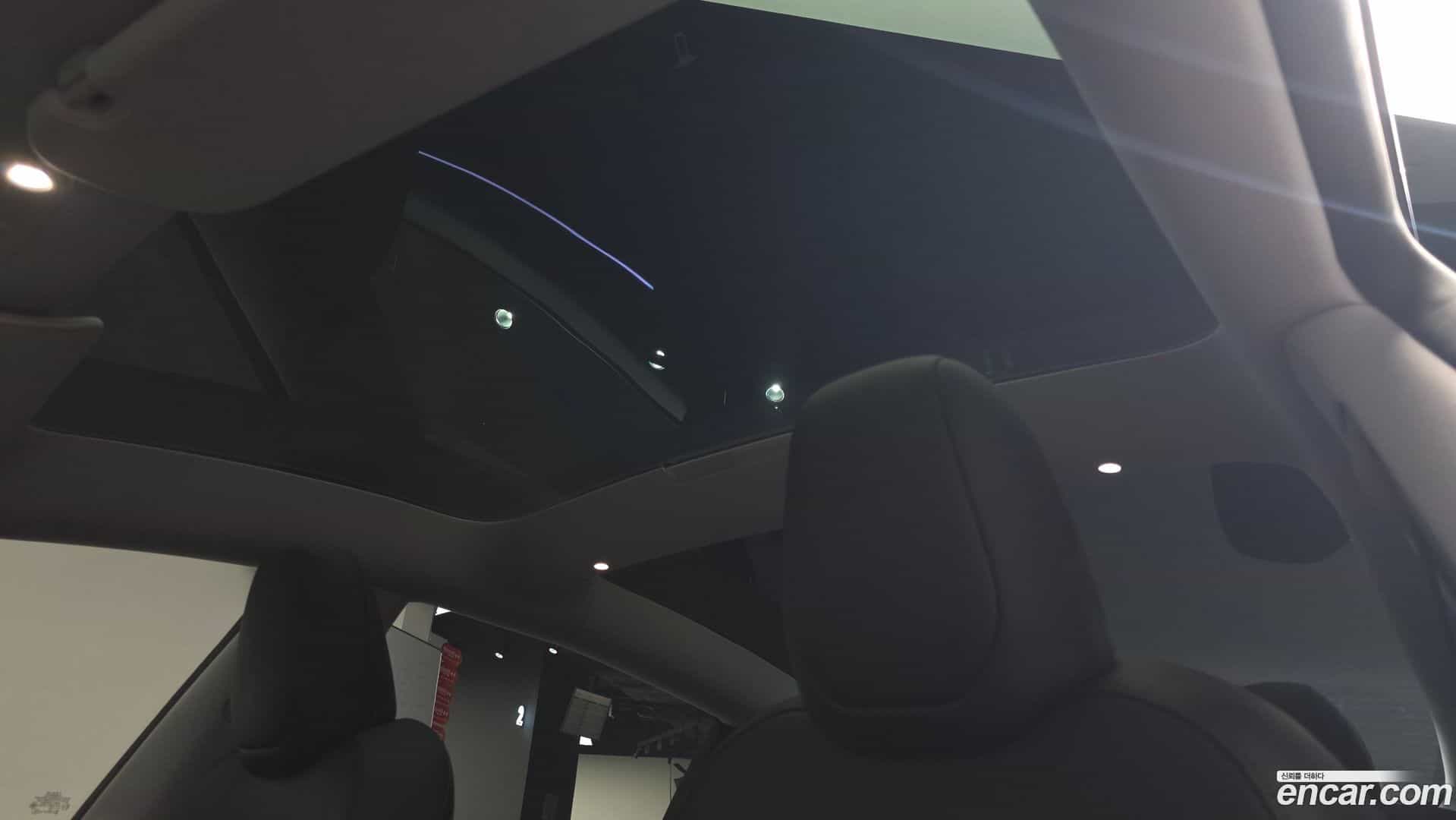 Model 3 Tesla 2025.2-OPTION-019