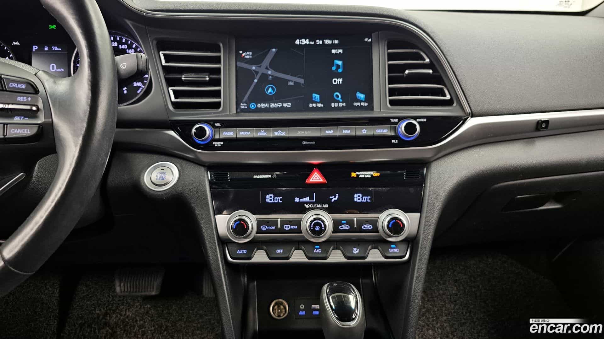 AVANTE Hyundai 2019.6-OPTION-020