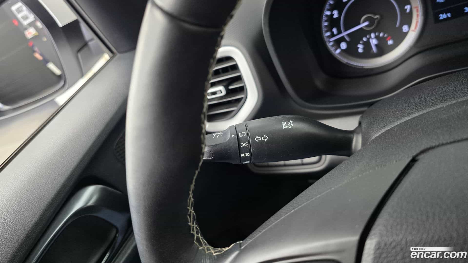 Venue Hyundai 2019.10-OPTION-042
