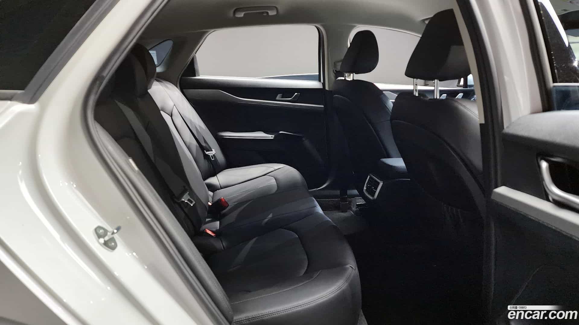 K5 Kia 2023.3-OPTION-015
